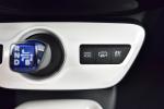 Toyota Prius Plug-in Hybrid 2016 года